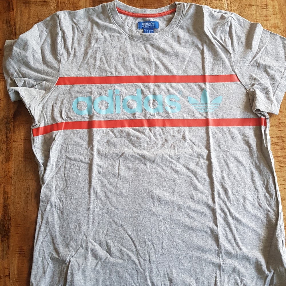 Adidas Tshirt (XL)